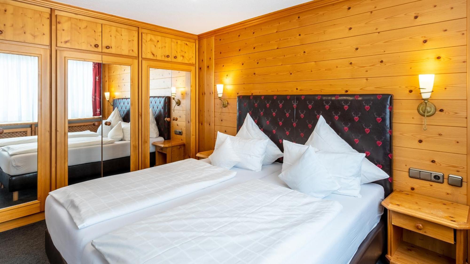 Alpenhotel Oberstdorf - Ein Rovell Hotel Exterior photo