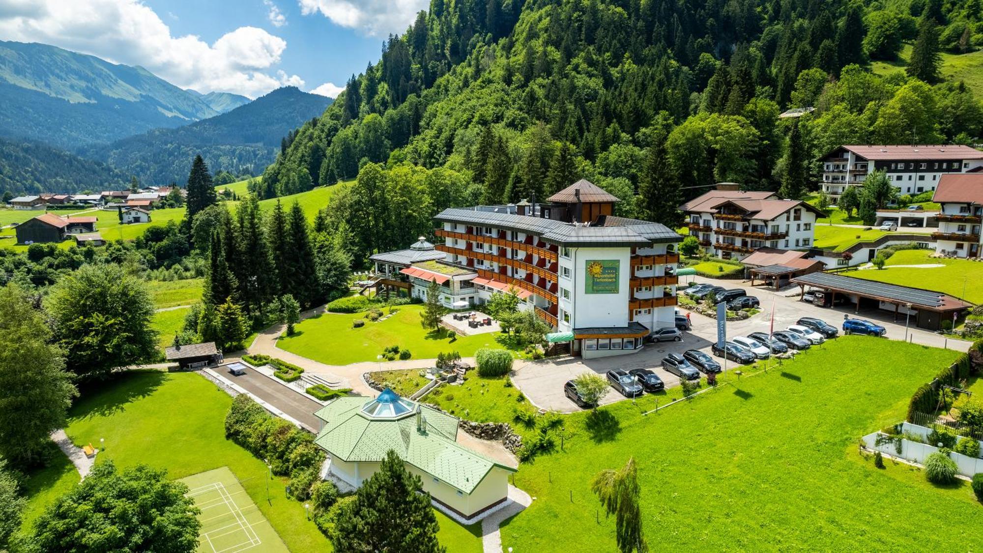 Alpenhotel Oberstdorf - Ein Rovell Hotel Exterior photo